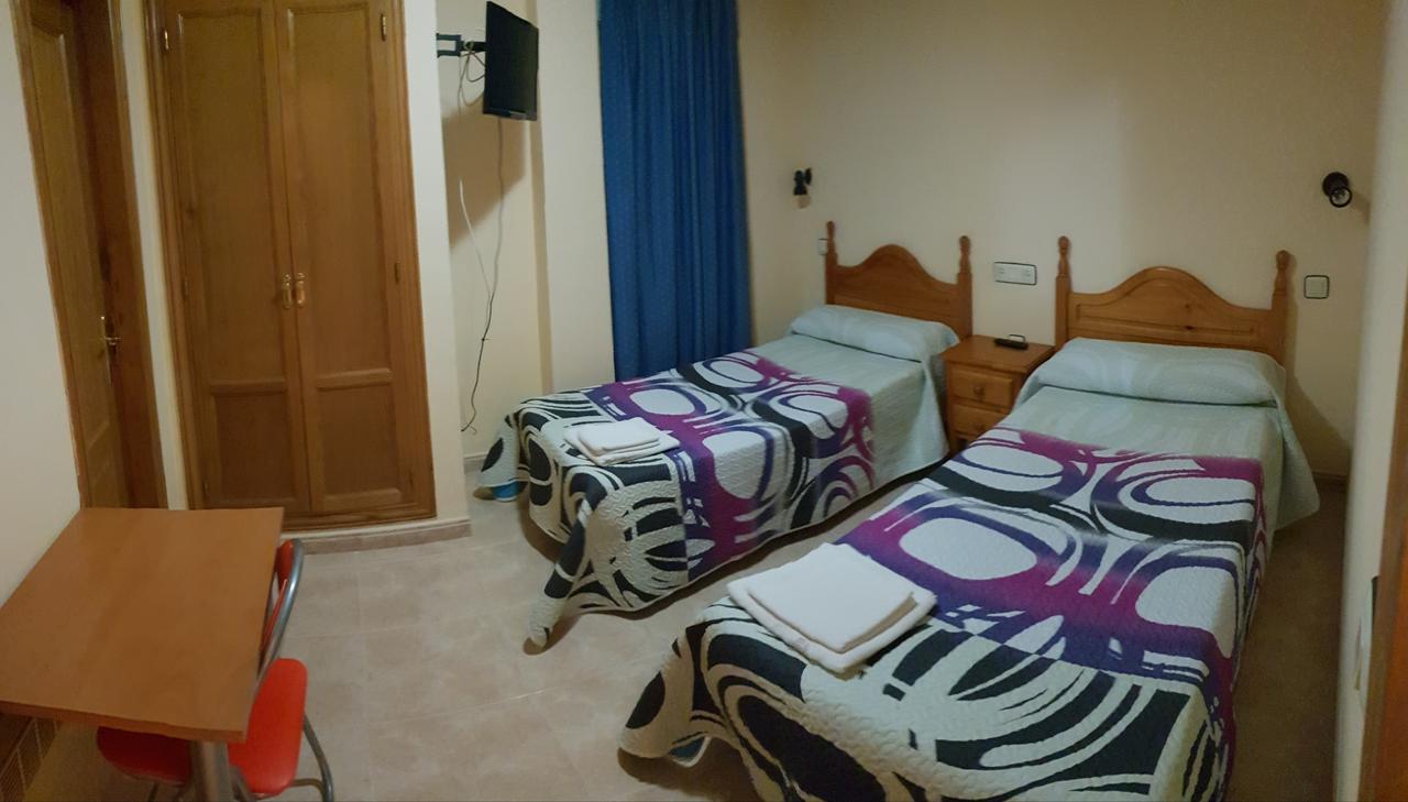 Hostal El Busto Τερουέλ Εξωτερικό φωτογραφία