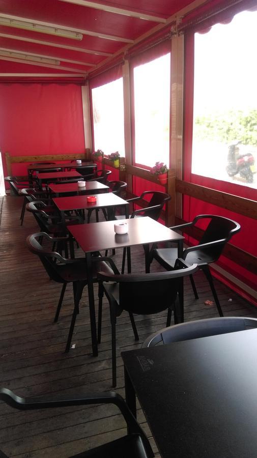 Hostal El Busto Τερουέλ Εξωτερικό φωτογραφία